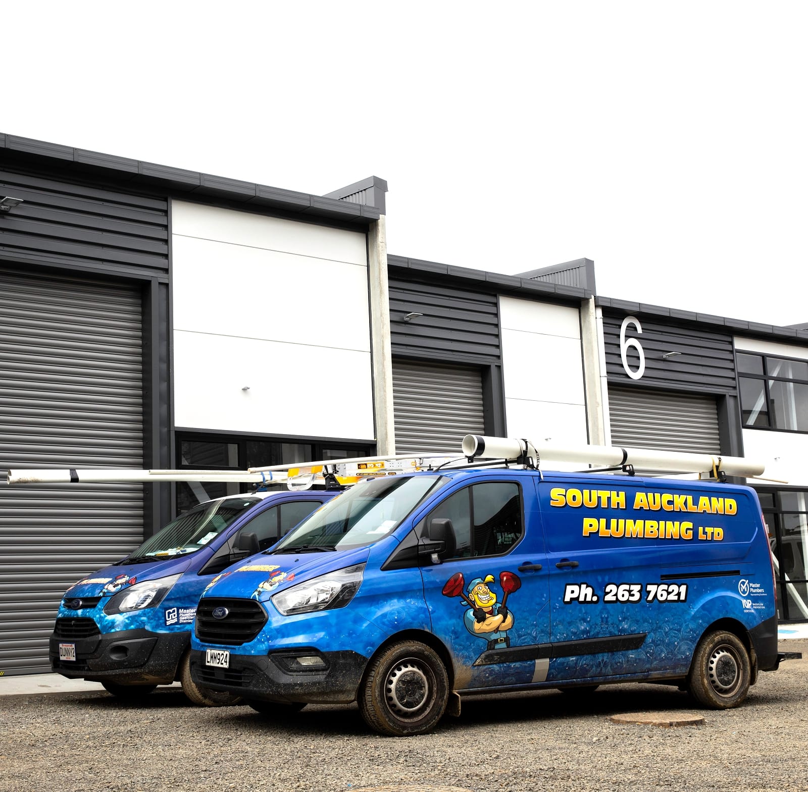 South Auckland Plumbing Two Vans